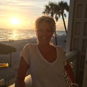 Meet your Posher, Sharon